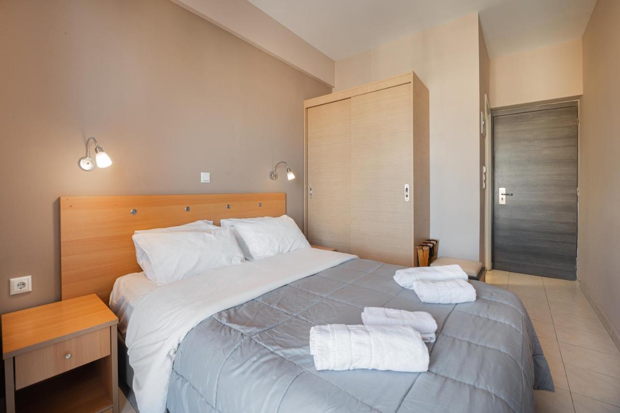 Diros Hotel Athena Bagian luar foto