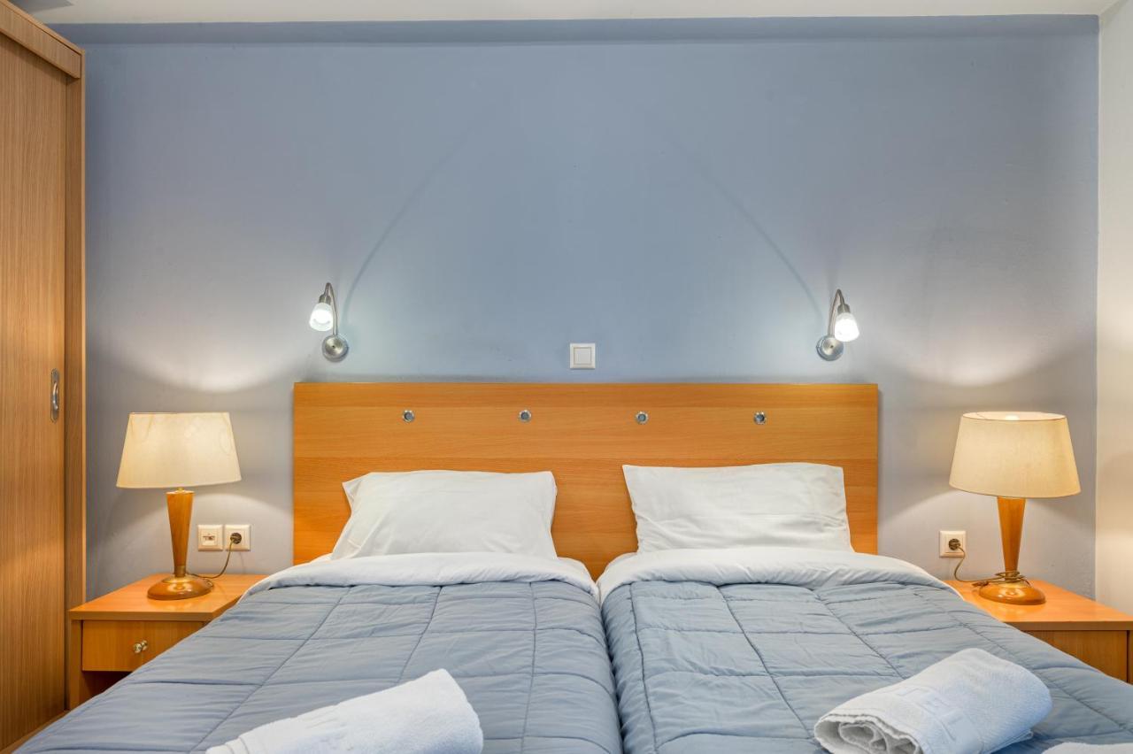 Diros Hotel Athena Bagian luar foto